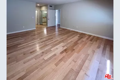 937 12th St #101, Santa Monica, CA 90403 - Photo 13