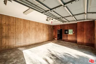 2200 S Hobart Blvd, Los Angeles, CA 90018 - Photo 37
