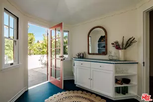 2200 S Hobart Blvd, Los Angeles, CA 90018 - Photo 17