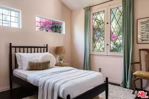 3135 Isabel Dr, Los Angeles, CA 90065 - Photo 27