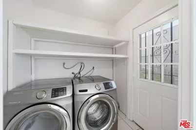 936 S Lucerne Blvd, Los Angeles, CA 90019 - Photo 5