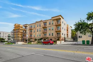 956 S Wilton Pl, Los Angeles, CA 90019 - Photo 1
