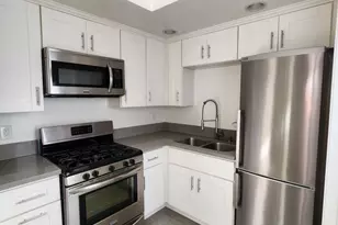 2127 Vine St, Los Angeles, CA 90068 - Photo 33
