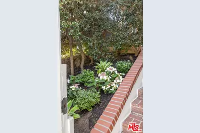 1706 Comstock Ave, Los Angeles, CA 90024 - Photo 25