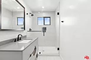 1621 Bridgeport Dr, Los Angeles, CA 90065 - Photo 43