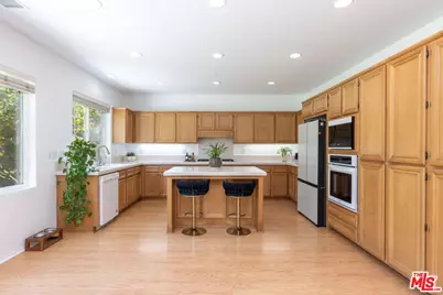 22 Moonridge Ct, Azusa, CA 91702 - Photo 27
