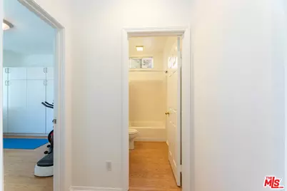 22 Moonridge Ct, Azusa, CA 91702 - Photo 11