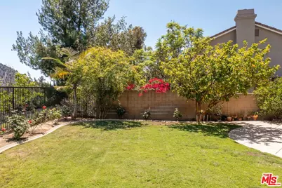 22 Moonridge Ct, Azusa, CA 91702 - Photo 59