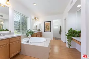 22 Moonridge Ct, Azusa, CA 91702 - Photo 51