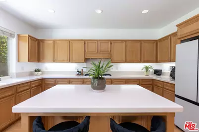 22 Moonridge Ct, Azusa, CA 91702 - Photo 31
