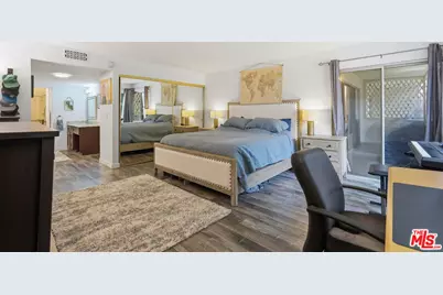 5440 Lindley Ave #206, Encino, CA 91316 - Photo 15