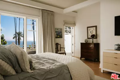 401 Ocean Ave #2, Santa Monica, CA 90402 - Photo 15