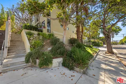 650 Pacific St #8, Santa Monica, CA 90405 - Photo 1