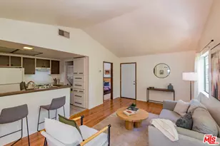 7025 Glade Ave, Canoga Park, CA 91303 - Photo 7