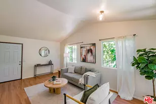 7025 Glade Ave, Canoga Park, CA 91303 - Photo 11