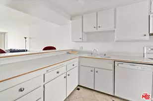 4316 Marina City Dr, Marina del Rey, CA 90292 - Photo 3