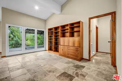 5653 Shirley Ave, Tarzana, CA 91356 - Photo 17