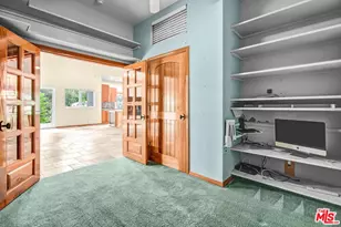 5653 Shirley Ave, Tarzana, CA 91356 - Photo 19