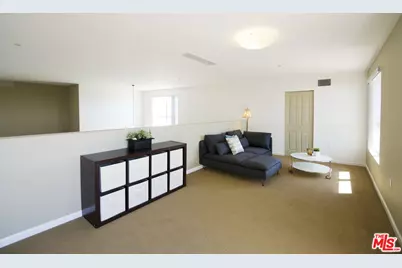 546 N Oxford Ave #309, Los Angeles, CA 90004 - Photo 15
