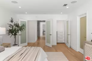 813 N Doheny Dr, Beverly Hills, CA 90210 - Photo 41