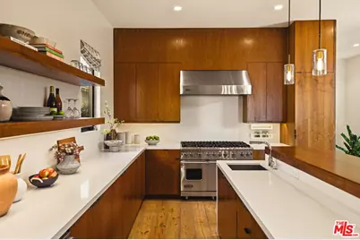 738 Superba Ave, Venice, CA 90291 - Photo 11