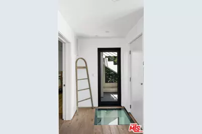 647 Mildred Ave, Venice, CA 90291 - Photo 25