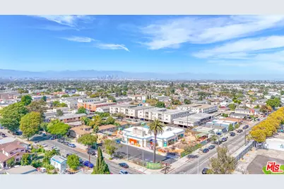 3312 Hyde Park Blvd, Los Angeles, CA 90043 - Photo 9