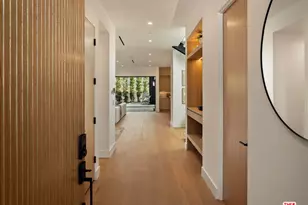 3621 Moore St, Los Angeles, CA 90066 - Photo 3