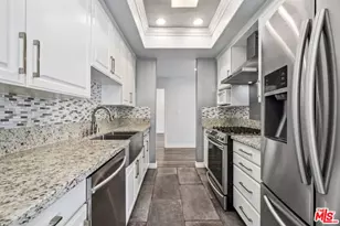 1002 S Burnside Ave, Los Angeles, CA 90019 - Photo 11