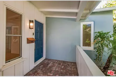 1947 Midvale Ave, Los Angeles, CA 90025 - Photo 3