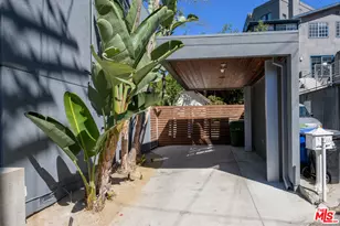 6830 Cahuenga Park Trail, Los Angeles, CA 90068 - Photo 43