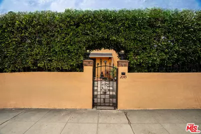2045 Claudina Ave, Los Angeles, CA 90016 - Photo 5