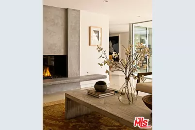 6427 S Halm Ave, Los Angeles, CA 90056 - Photo 17