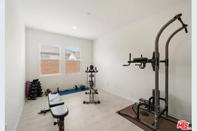 12645 Dion Pl, Victorville, CA 92395 - Photo 15