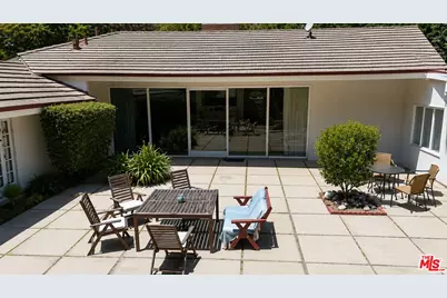 1902 Coldwater Canyon Dr, Beverly Hills, CA 90210 - Photo 25