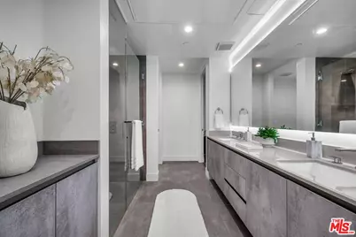 728 N Sweetzer Ave #112, West Hollywood, CA 90069 - Photo 11