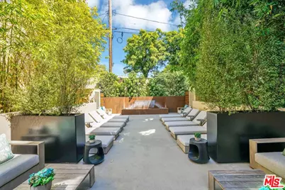 728 N Sweetzer Ave #112, West Hollywood, CA 90069 - Photo 15