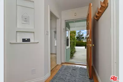 5460 Noble Ave, Sherman Oaks, CA 91411 - Photo 11