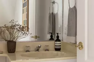 4003 Sunset Dr, Los Angeles, CA 90027 - Photo 15