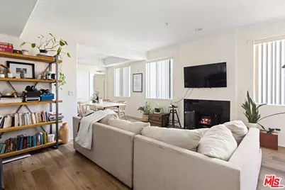 1951 Glendon Ave, Los Angeles, CA 90025 - Photo 23