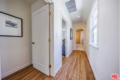 4325 Price St, Los Angeles, CA 90027 - Photo 17