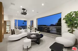 17713 Posetano Rd, Pacific Palisades, CA 90272 - Photo 23