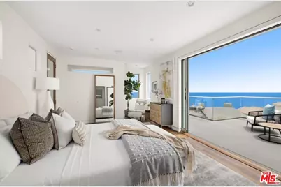 17713 Posetano Rd, Pacific Palisades, CA 90272 - Photo 11