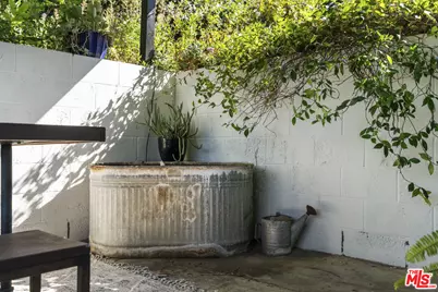4566 Toland Way, Los Angeles, CA 90041 - Photo 33