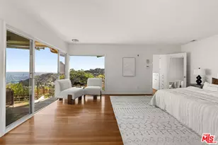 7132 Macapa Dr, Los Angeles, CA 90068 - Photo 17