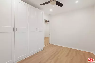 806 Navy St, Santa Monica, CA 90405 - Photo 11