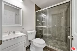 7901 Babcock Ave, North Hollywood, CA 91605 - Photo 25