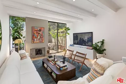 1033 Carol Dr #104, West Hollywood, CA 90069 - Photo 3