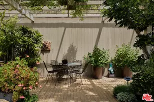 344 S Cliffwood Ave, Los Angeles, CA 90049 - Photo 23