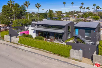 813 Palms, Venice, CA 90291 - Photo 1